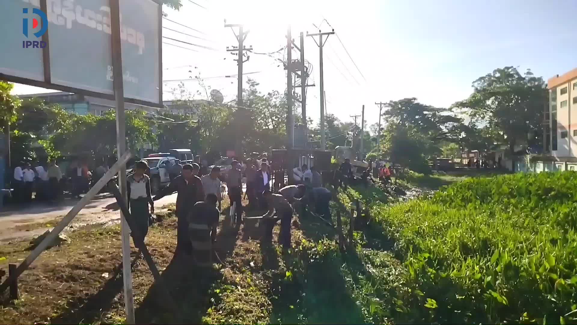 ရခိုင်ပြည်နယ် မောင်တောမြို့၌ ပြန်လည် ထူထောင်ရေး ဆောင်ရွက်ရန် ရောက...