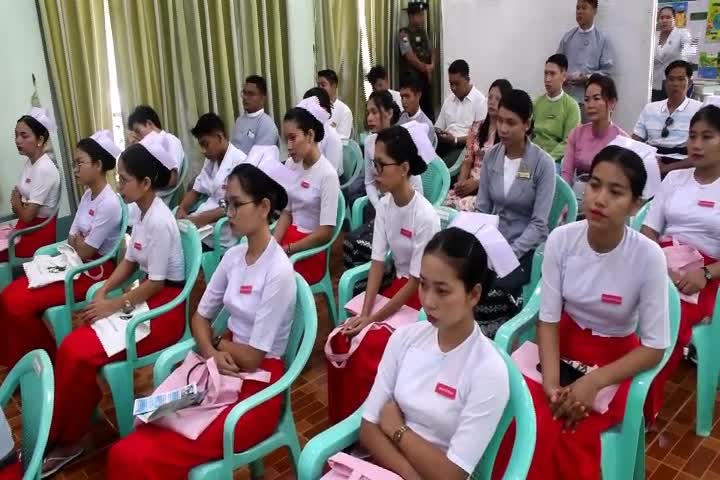 တနင်္သာရီတိုင်းဒေသကြီးဝန်ကြီးချုပ်ဦးမြတ်ကို   အလွတ်တန်း(အမျိုးသား