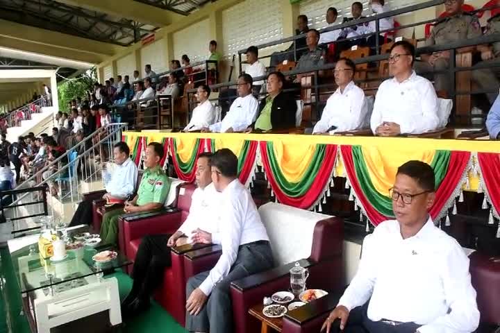 တနင်္သာရီတိုင်းဒေသကြီးဝန်ကြီးချုပ်ဦးမြတ်ကို   အလွတ်တန်း(အမျိုးသား...