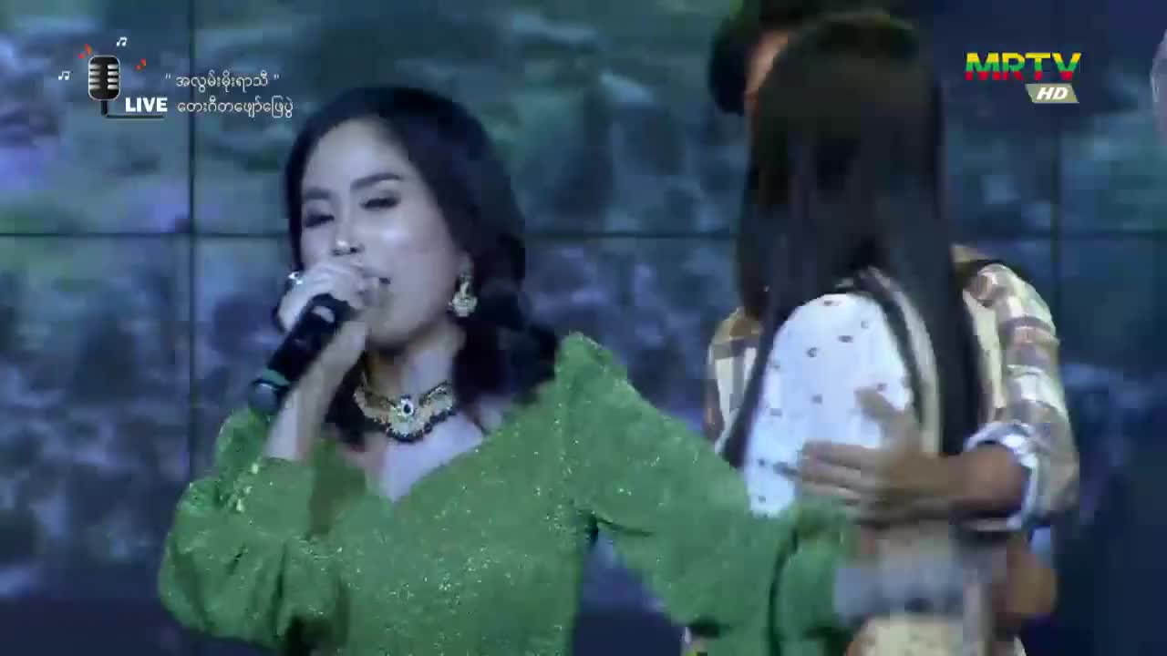 video615083433_v8fd7