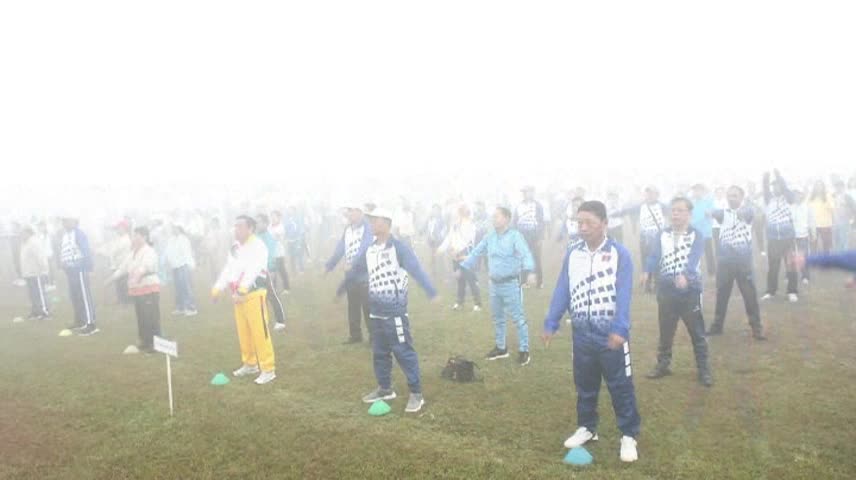 တနင်္သာရီတိုင်းဒေသကြီးဝန်ကြီးချုပ်ဦးမြတ်ကို ဒီဇင်ဘာအားကစားလ စုပ...