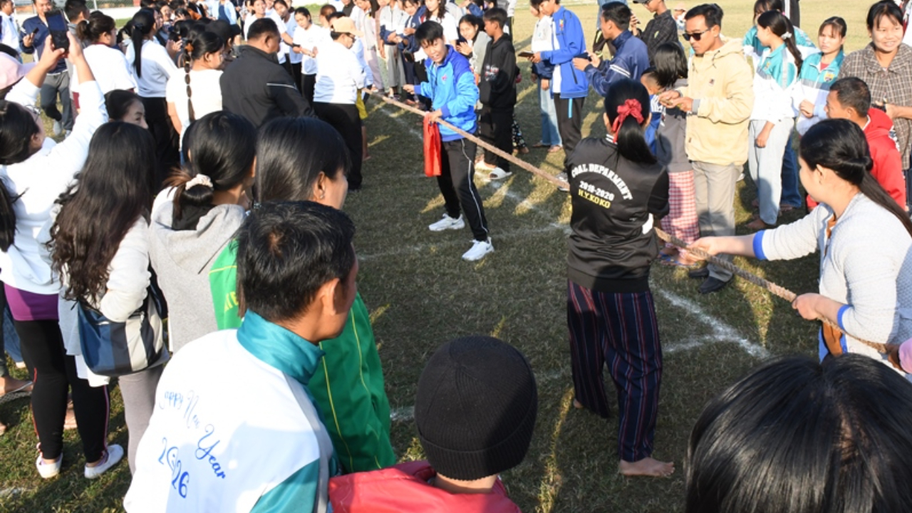 (၇၈)နှစ်မြောက် လွတ်လပ်ရေးနေ့အကြို ဌာနပေါင်းစုံ အမျိုးသမီးလွန်ဆွဲပ