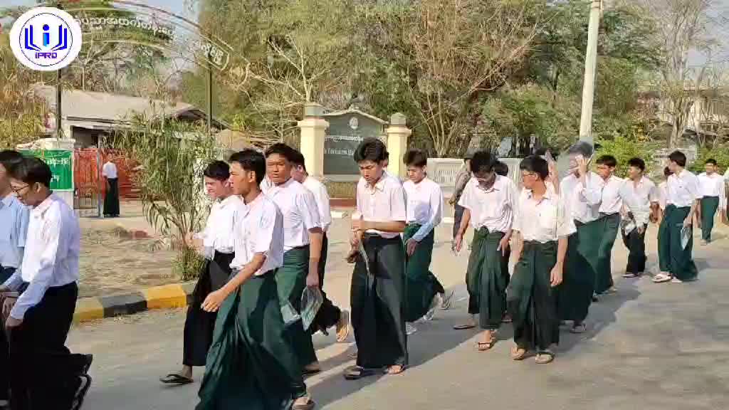 မလှိုင်မြို့နယ်၌တက္ကသိုလ်ဝင်စာမေးပွဲမြန်မာစာဘာသာရပ်ကို စိတ်အေးခ...