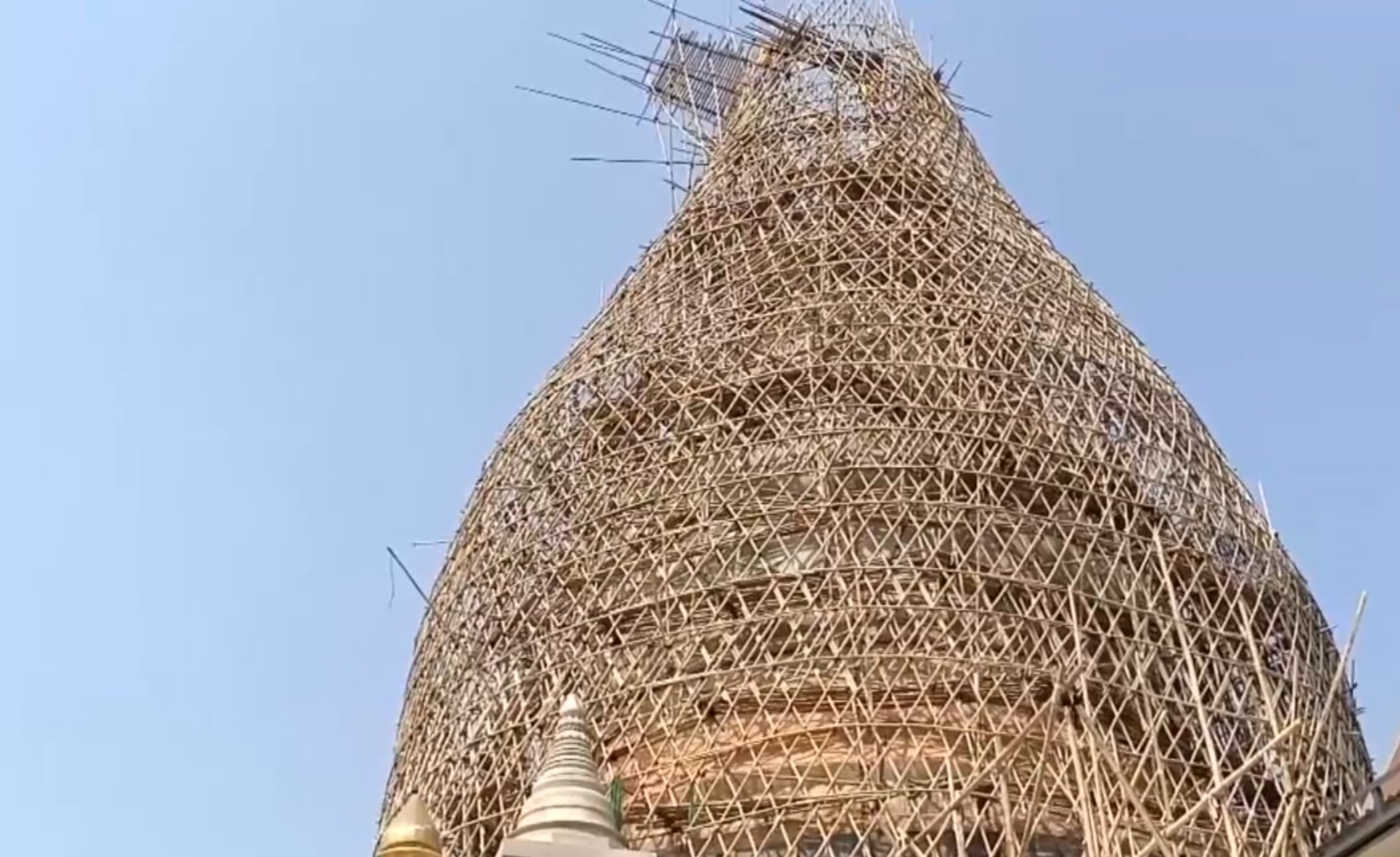 ဆွမ်းဦးပုညရှင်စေတီတော် ၉၀ ရာခိုင်နှုန်းကျော်ပြန်လည်ပြုပြင်ပြီး