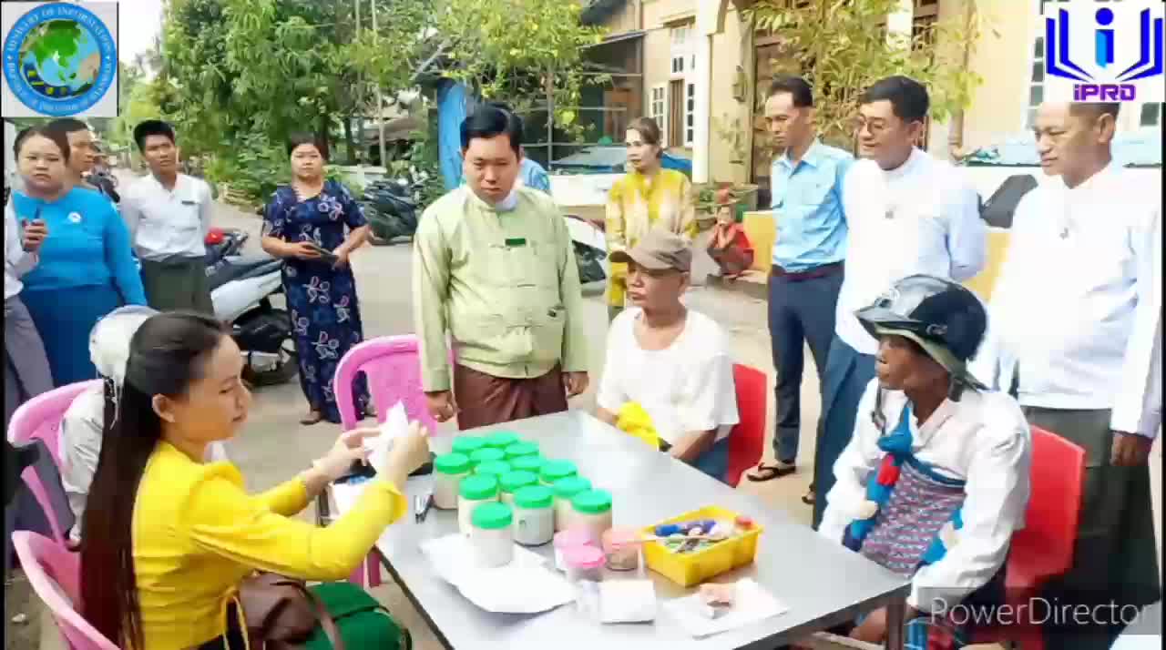 မော်လမြိုင်ကျွန်းမြို့နယ်၌ နိုင်ငံ့ဝန်ထမ်းပင်စင်စား များအား ဆန်၊ ...