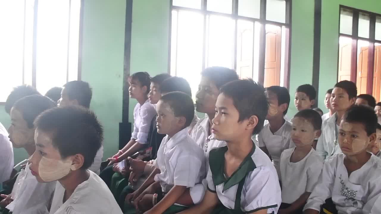 ပုဗ္ဗသီရိမြို့နယ် အဝါရောင်မျိုဆက်သစ် ဘုန်းတော်ကြီးသင်  ပညာရေး(မူလ...