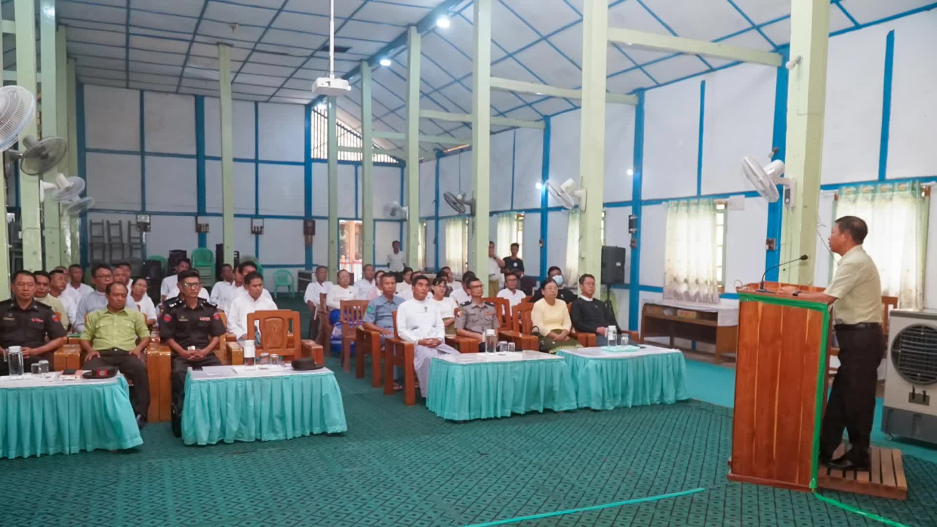 ပခုက္ကူမြို့နယ်၌ ရပ်ကွက်/ကျေးရွာအုပ်စုအုပ်ချုပ်ရေးမှူးများလုပ်င...
