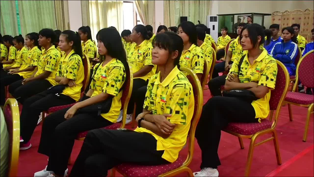 နေပြည်တော်ကောင်စီဝင် ဗိုလ်မှူးကြီး ရဲမိုး နေပြည်တော်အမျိုးသမီး အာ...