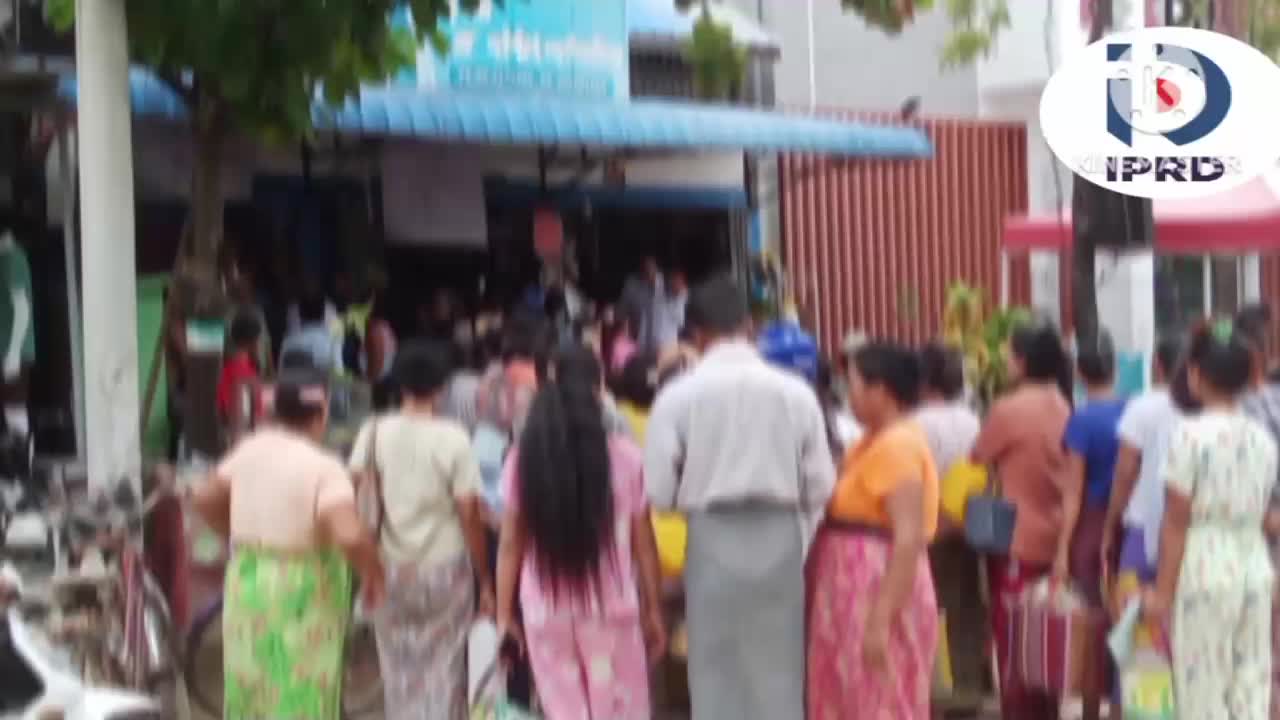ဆီကုန်သည်ကြီးများအသင်းမှ အခြေခံလူတန်းစားများ စားသုံးဆီဖူလုံစေရေ...