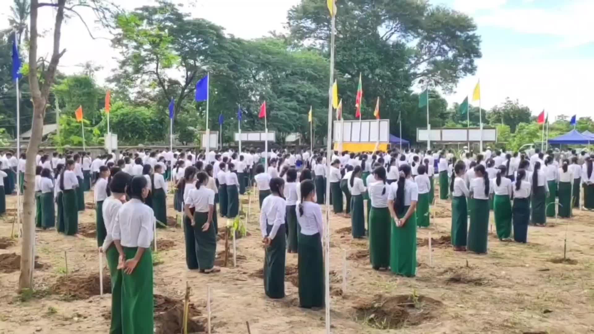 ပခုက္ကူမြို့၌ ကျောင်းသား ကျောင်းသူများ အာဟာရဖြည့်စွက်စာကျွေးမွေး...