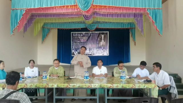 ပြင်ဦးလွင်မြို့နယ် မိုးကြိုးပစ်၌  ကျေးလက်ဒေသဖွံ့ဖြိုးရေး ပြည်သူ့ ...